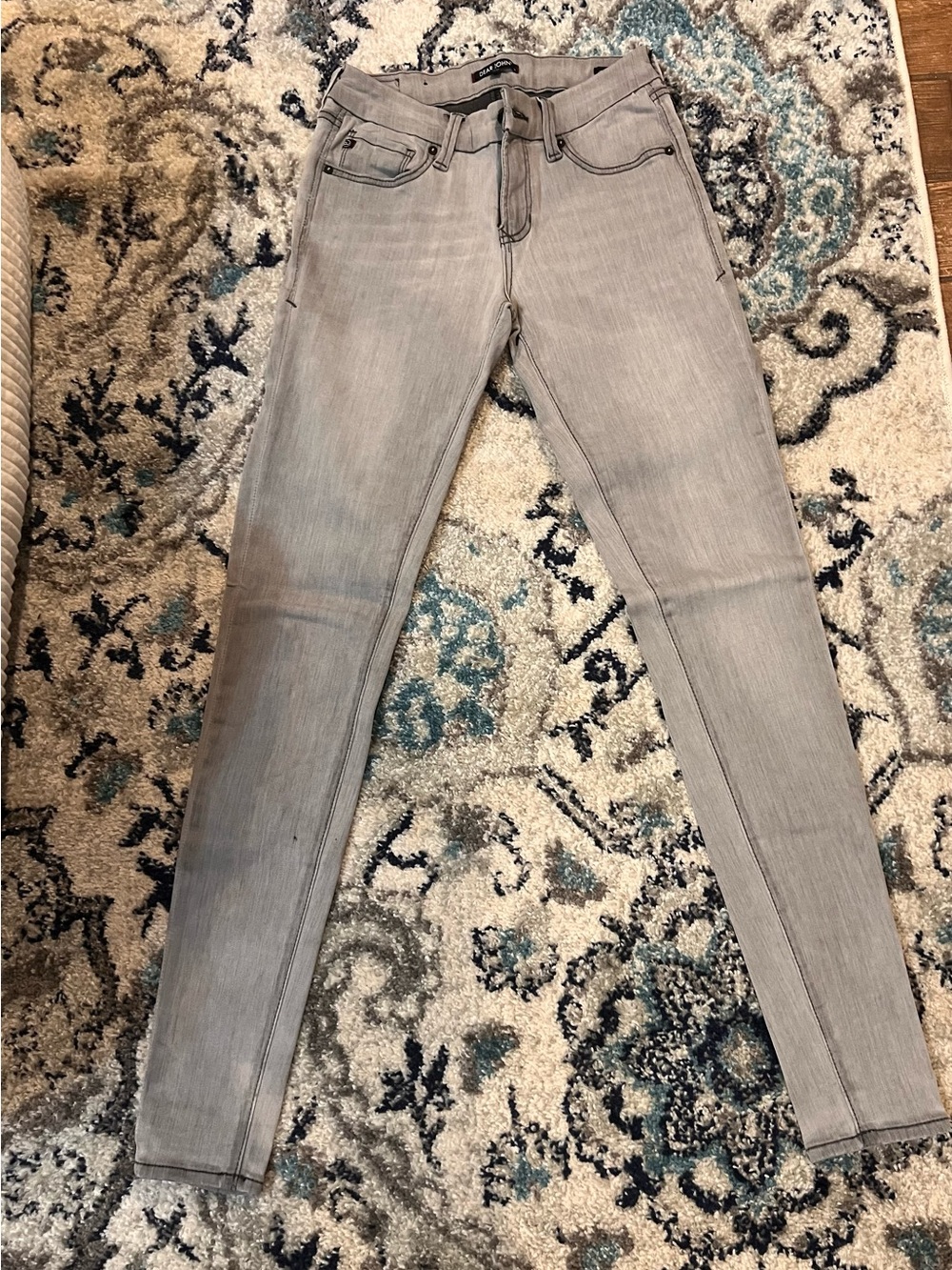 Dear John Light Gray Skinny Jeans Joyrich Comfort Skinny’s
